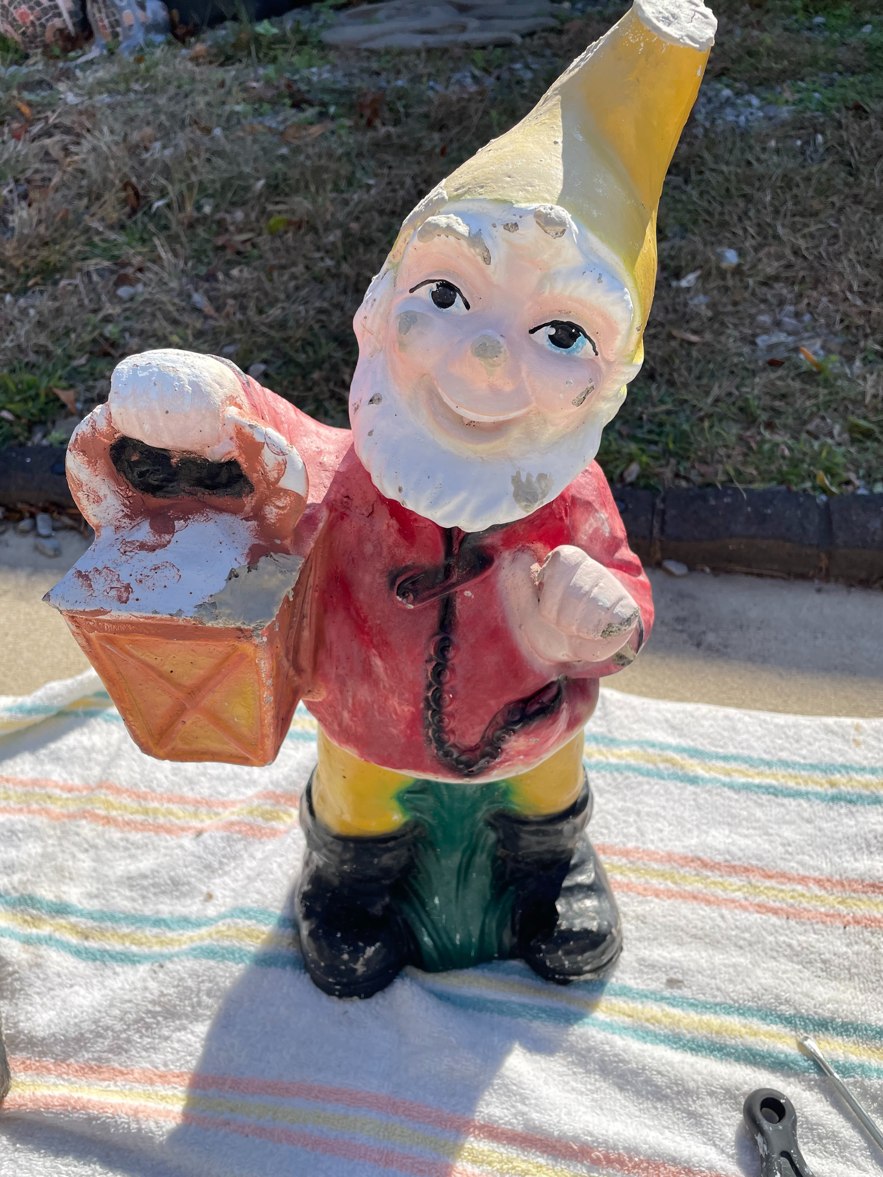 Frontside Lantern Gnome before