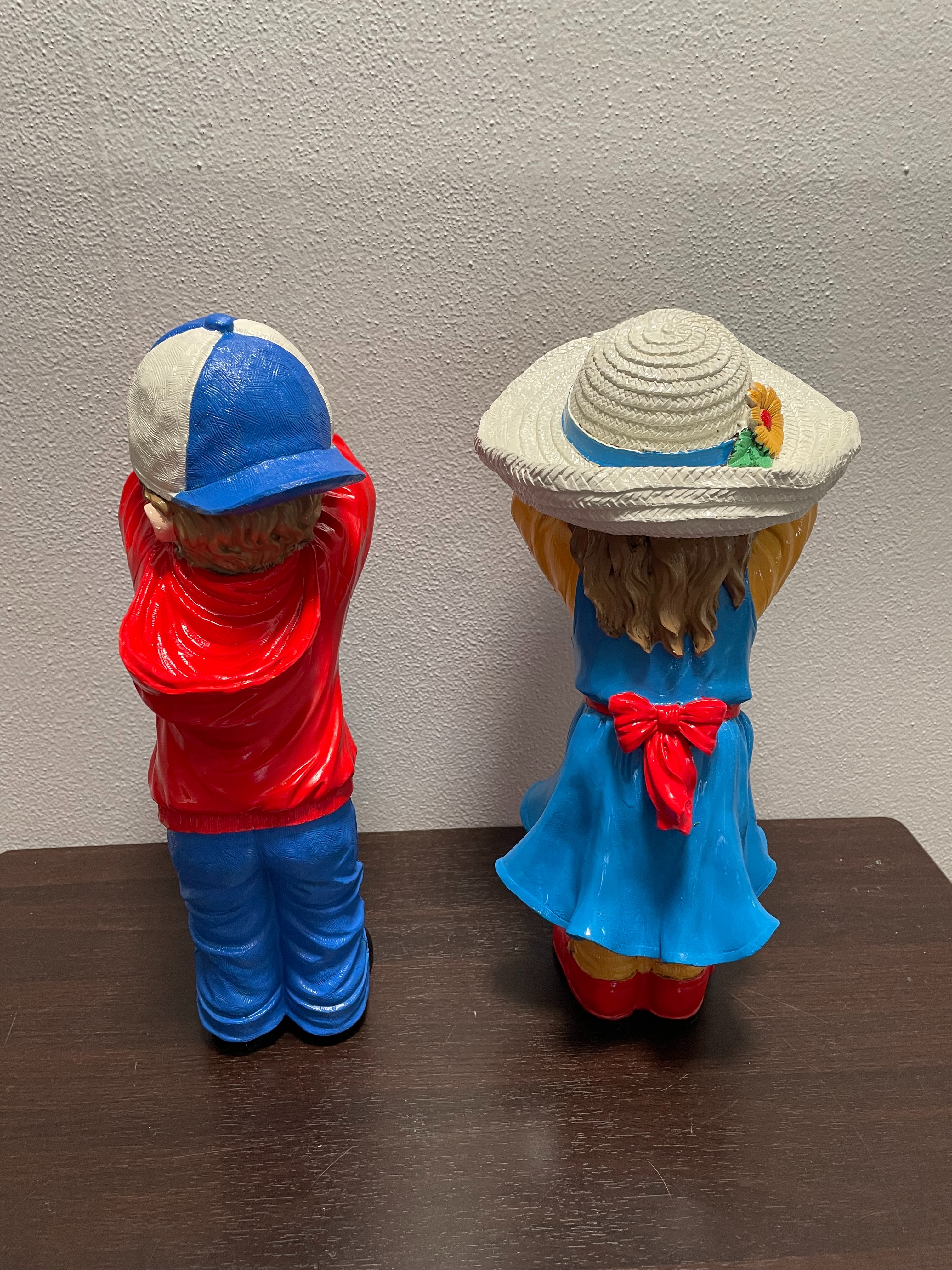 Kids Hiding Eyes (Back) after