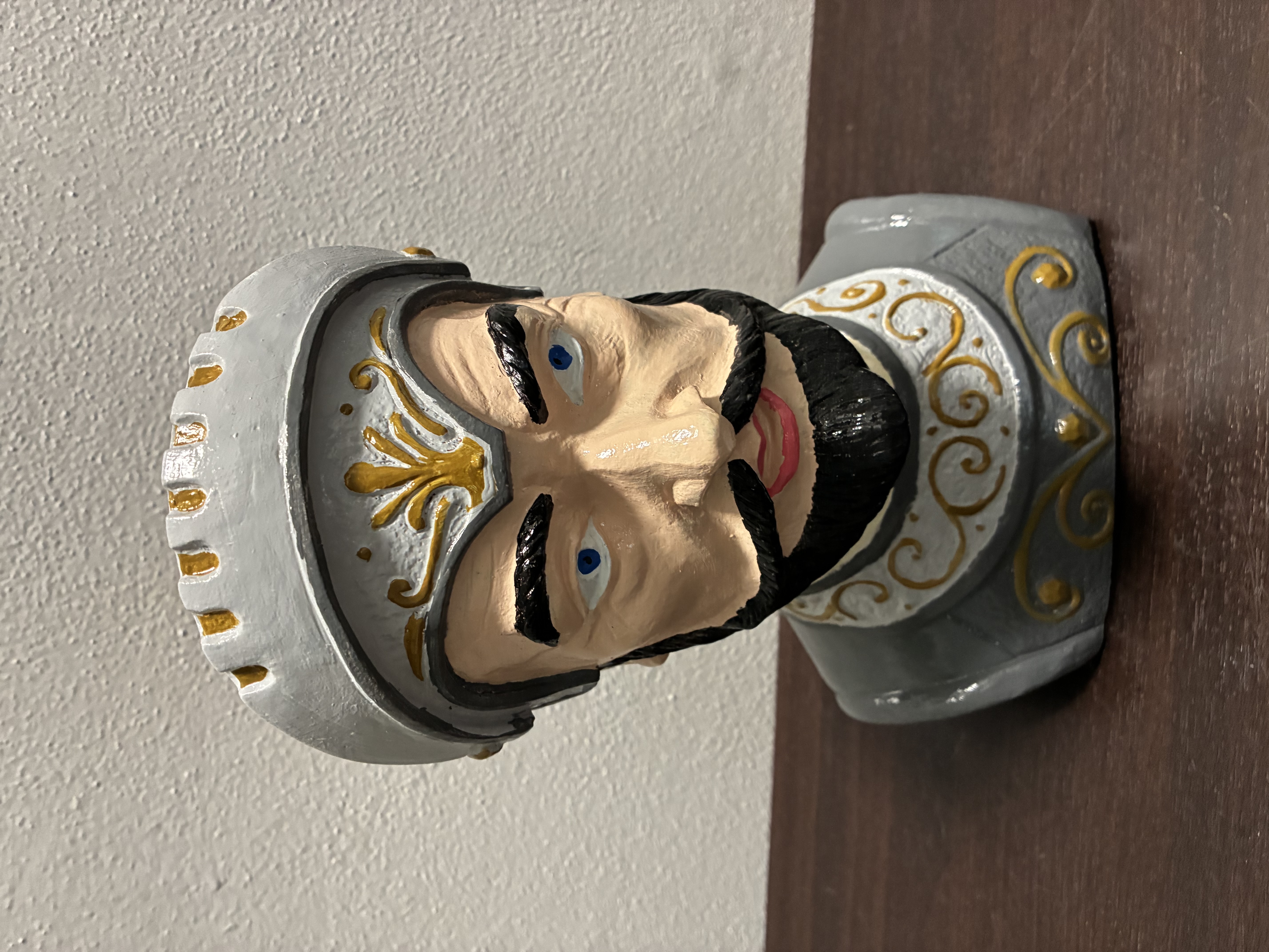 Knight Bust after