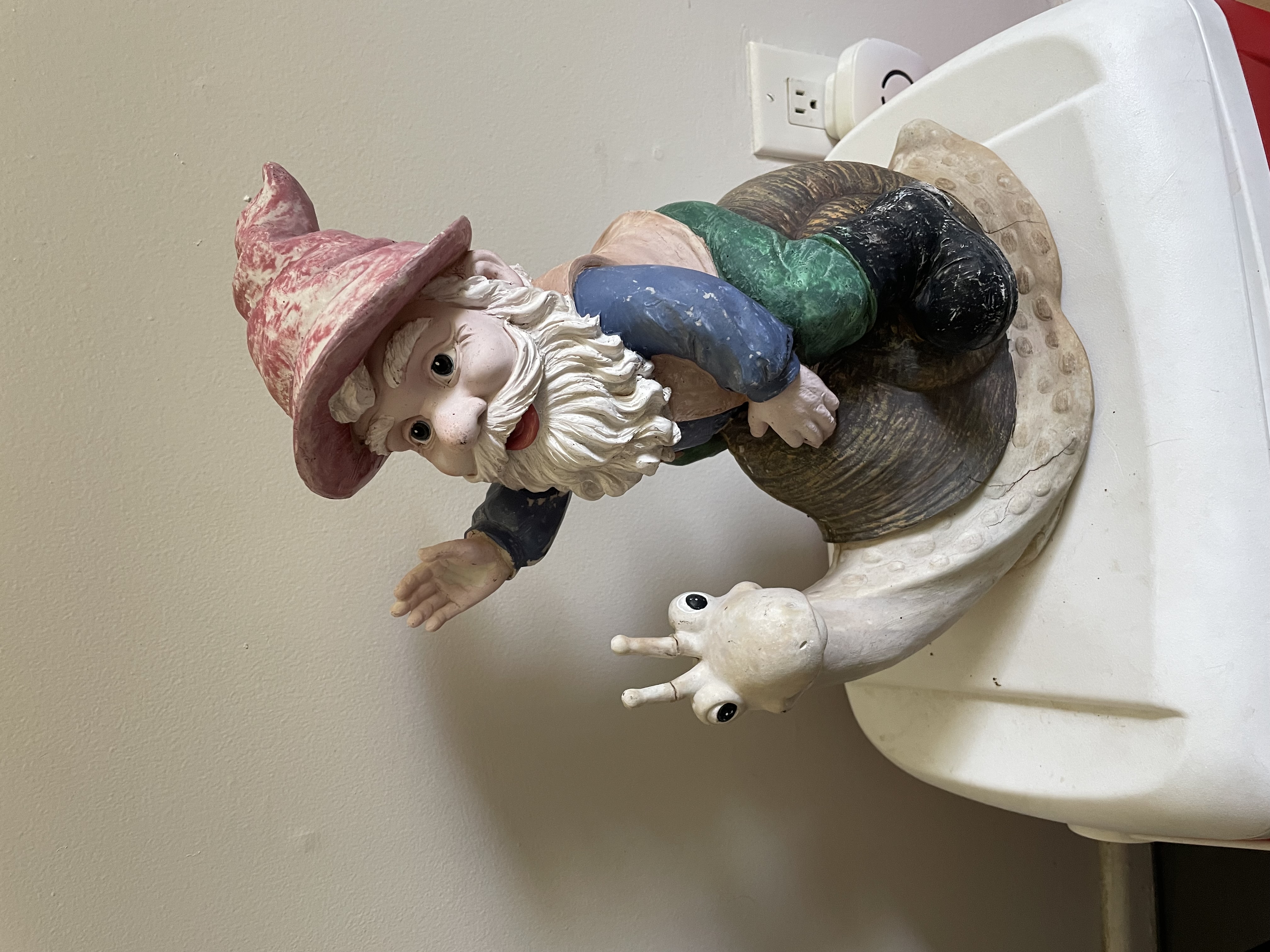 Snail Gnome Front before