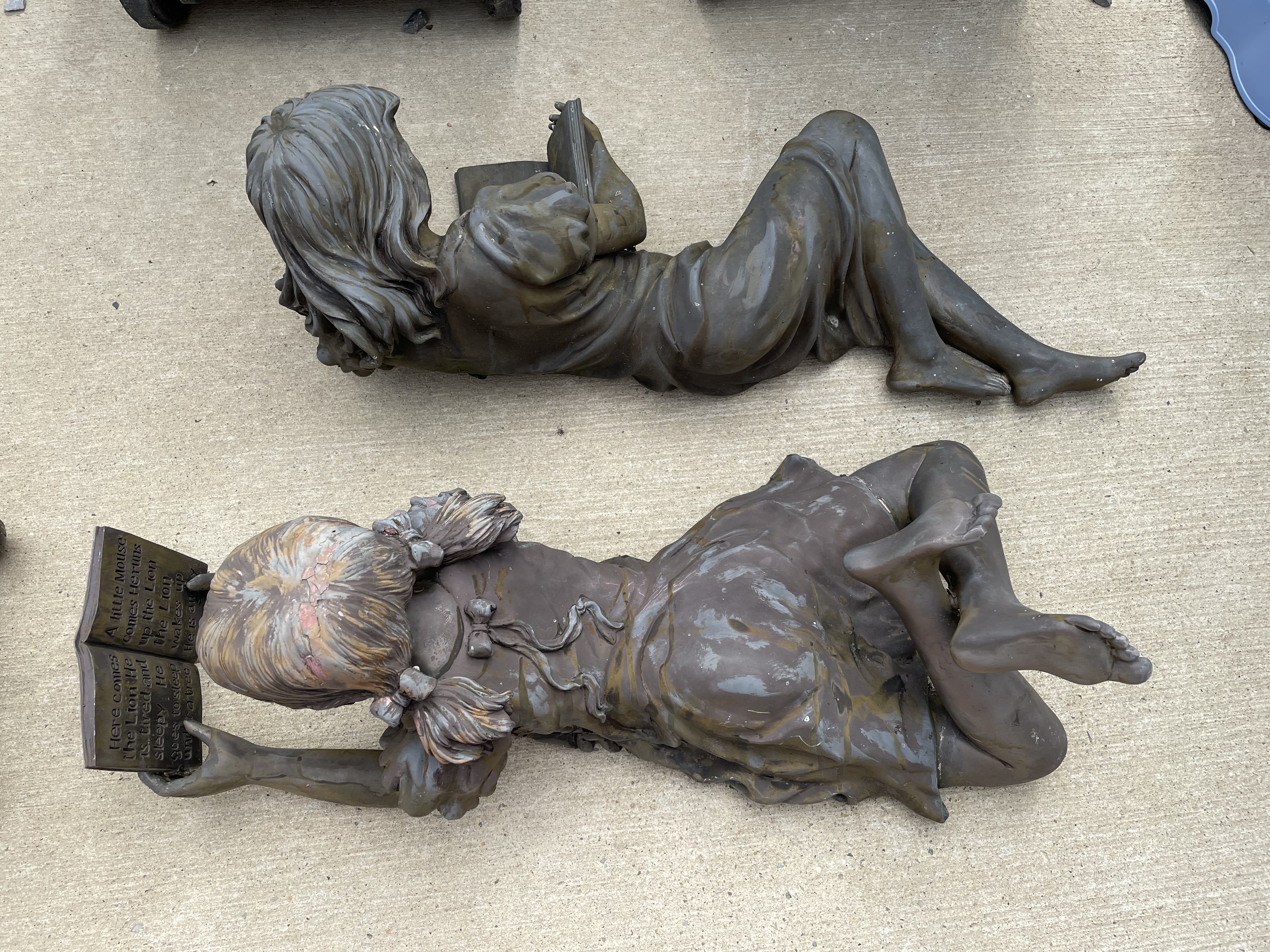 Lying Statues before