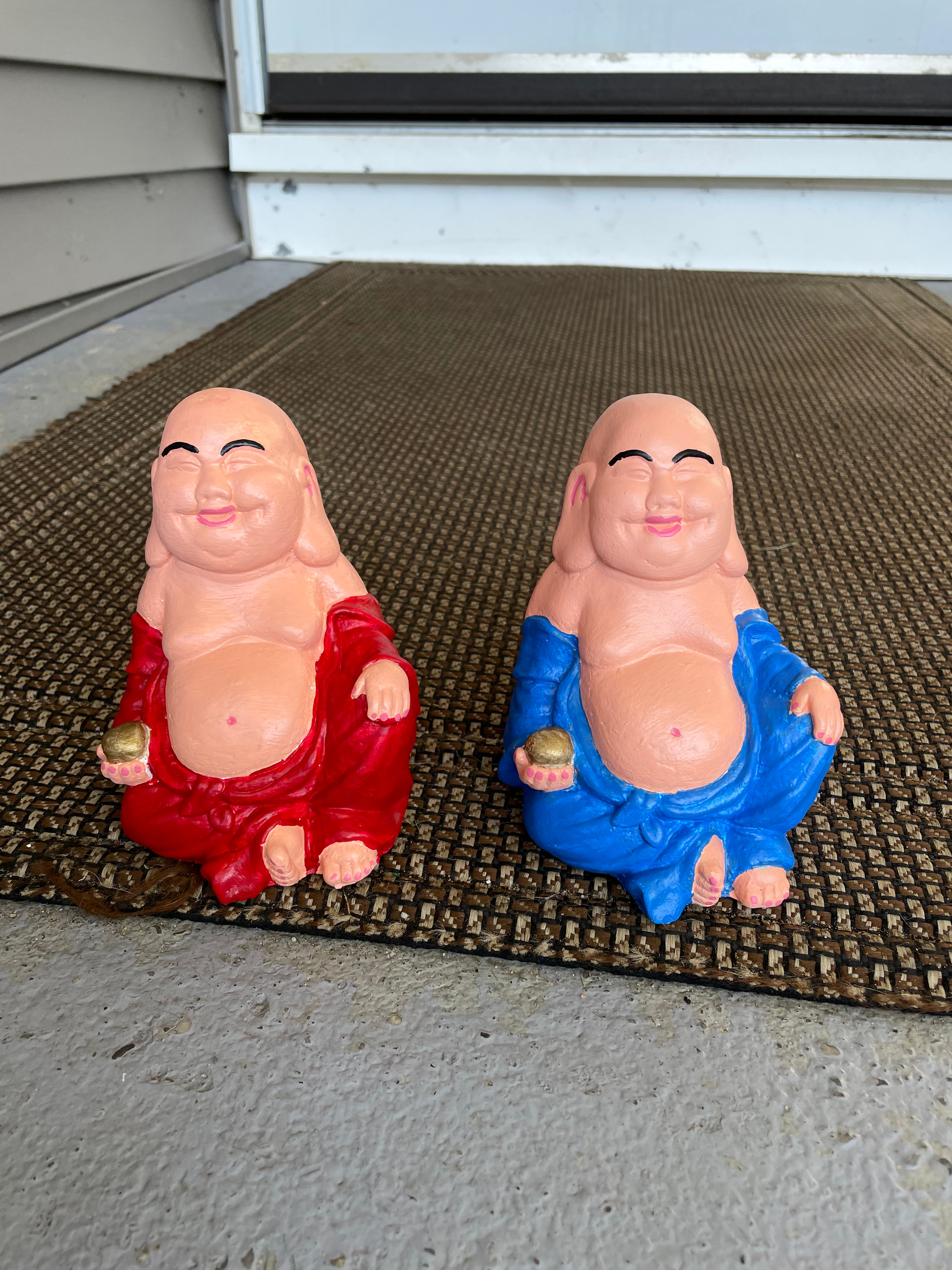 Mini Buddhas after