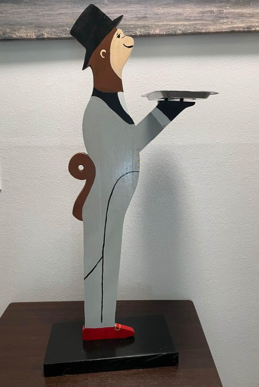 Serving Monkey before